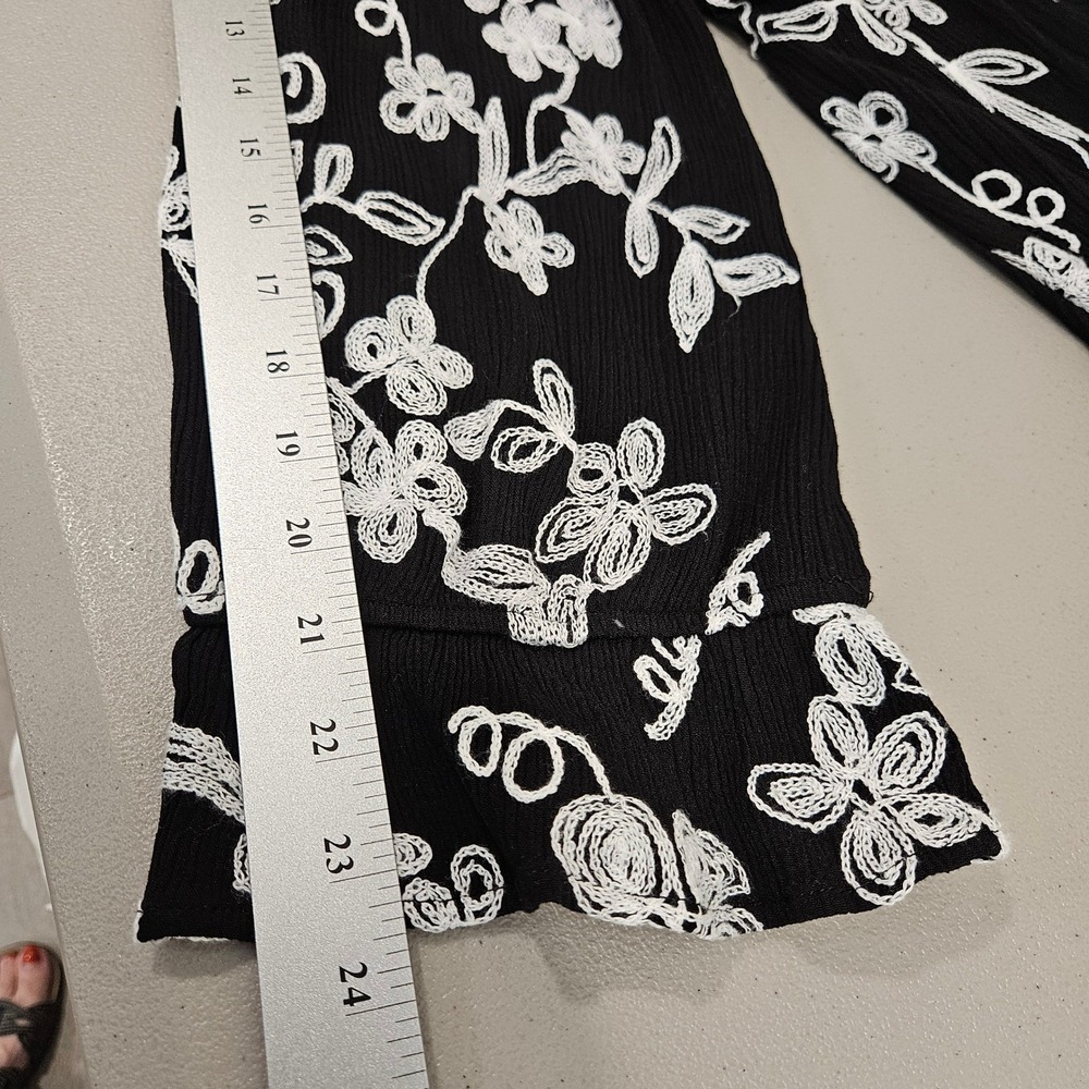Womens Black Floral Boho Embroidered Peasant Tunic Top Asymmetrical Hem 2XL - Picture 11 of 12